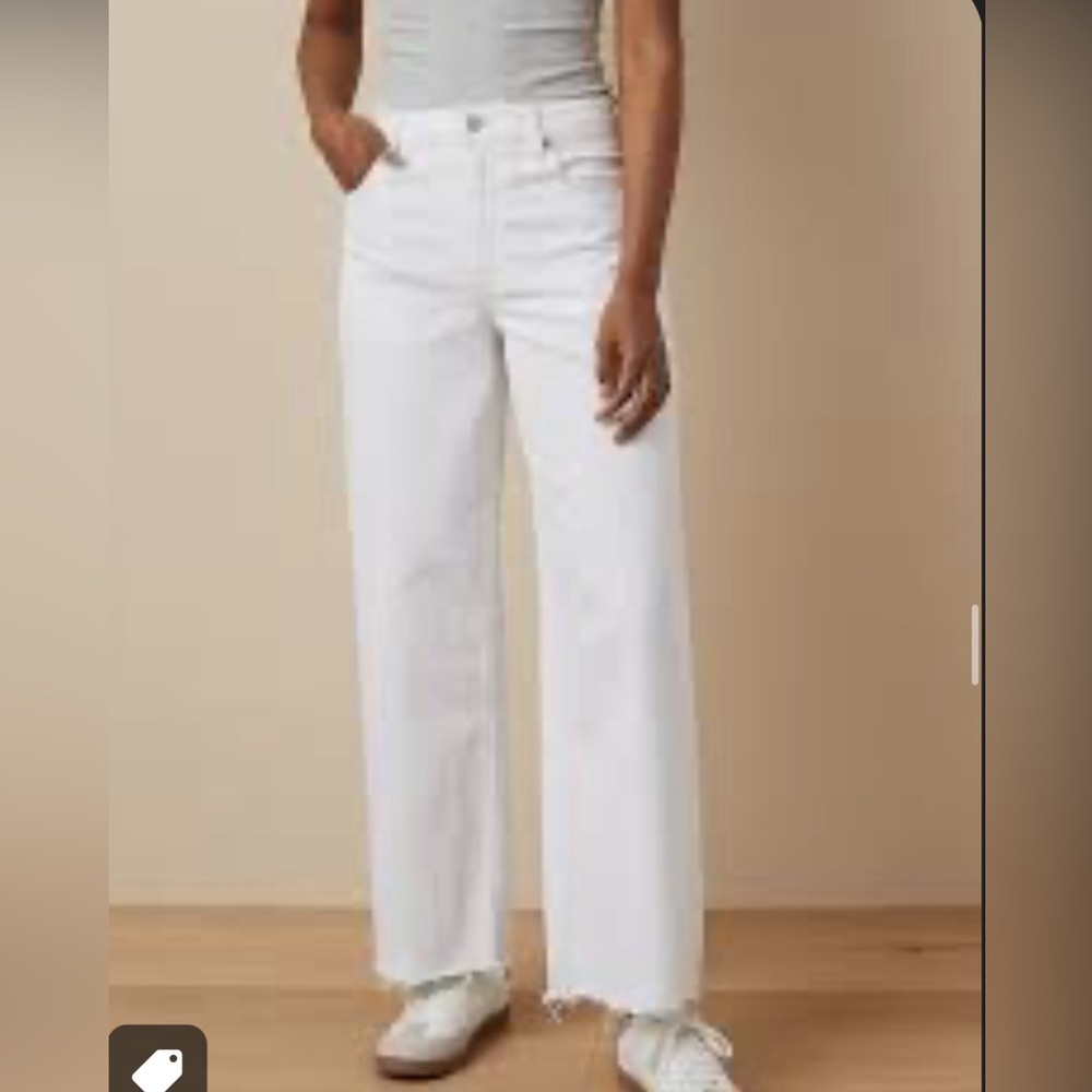 Looking for them!!! American eagle high waist rigid wide ankle jeans! Help!!